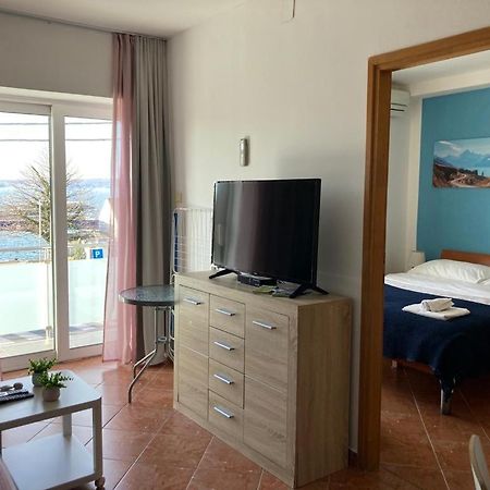 Apartments Ivancic Novi Vinodolski Luaran gambar