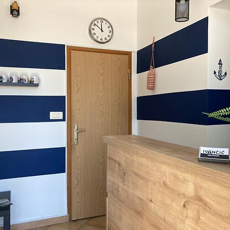 Apartments Ivancic Novi Vinodolski Luaran gambar