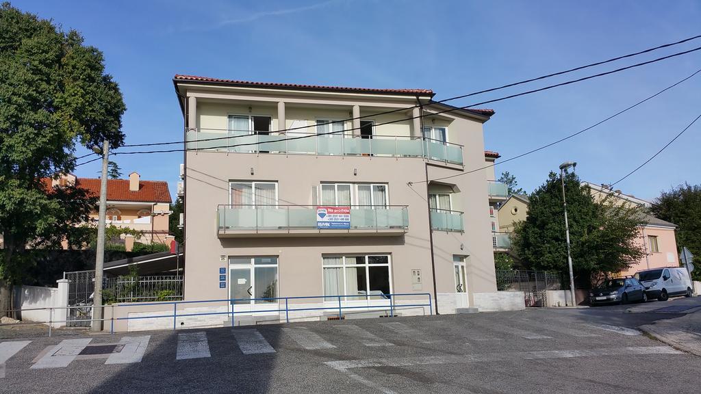 Apartments Ivancic Novi Vinodolski Luaran gambar
