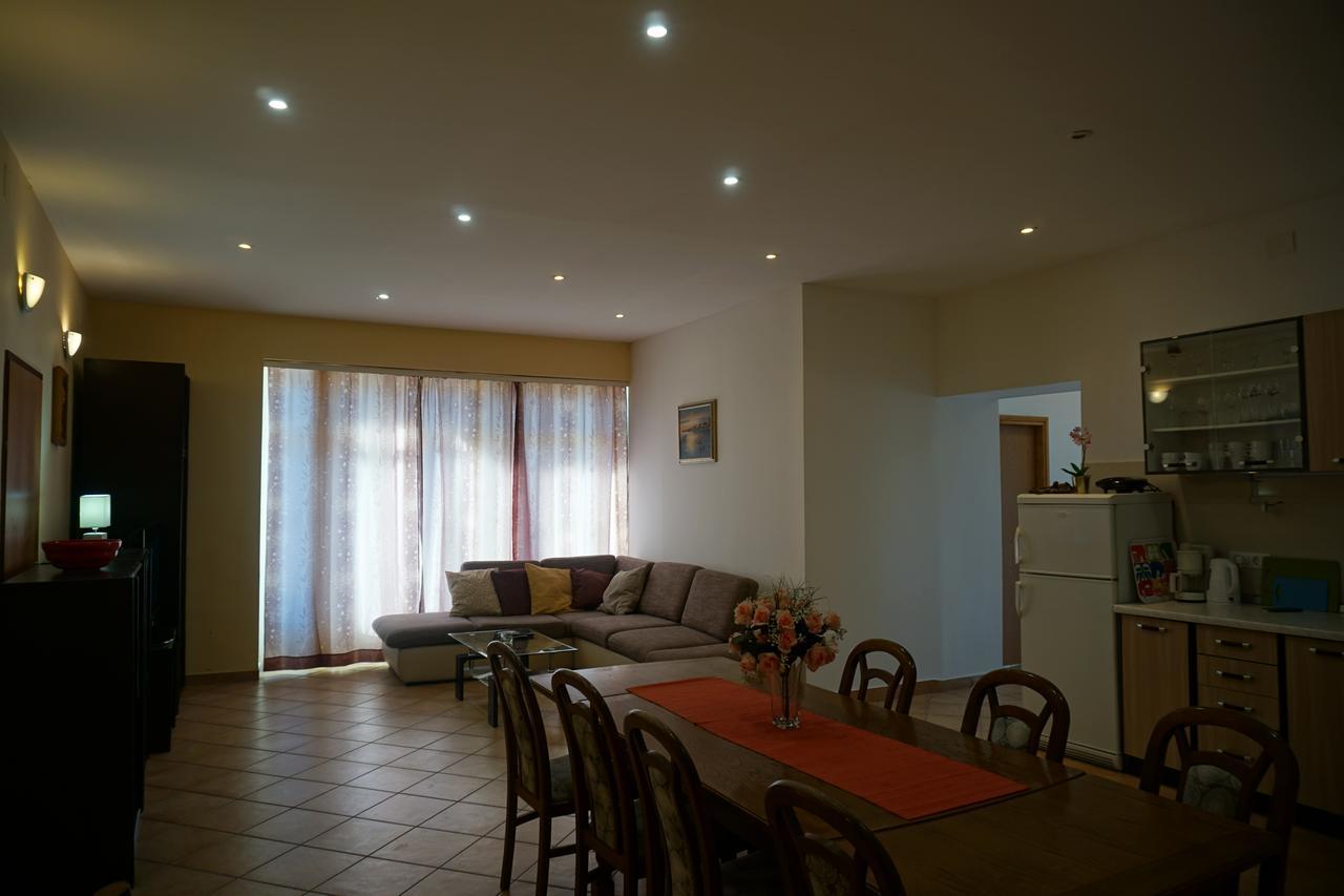 Apartments Ivancic Novi Vinodolski Luaran gambar